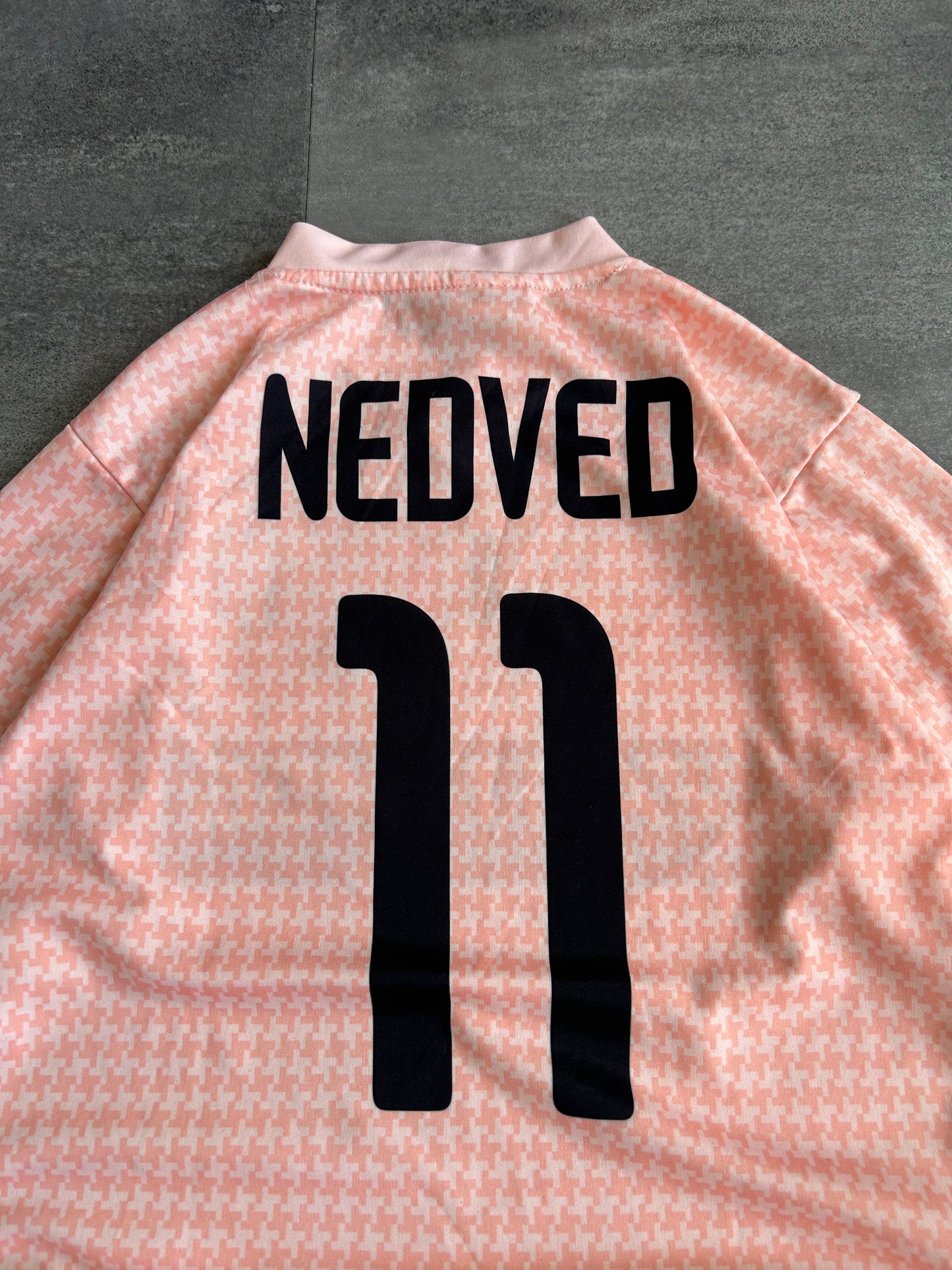 Vintage 00s Juventus Fc merch shirt