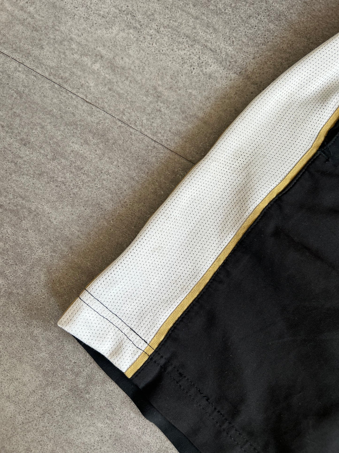 2000s Nike Total 90 shorts