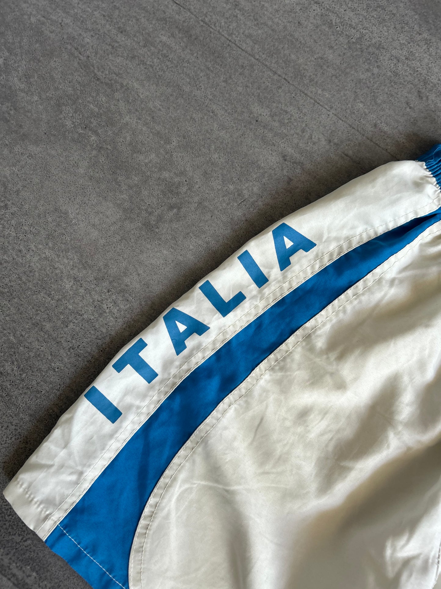 Vintage 00s Italia shorts