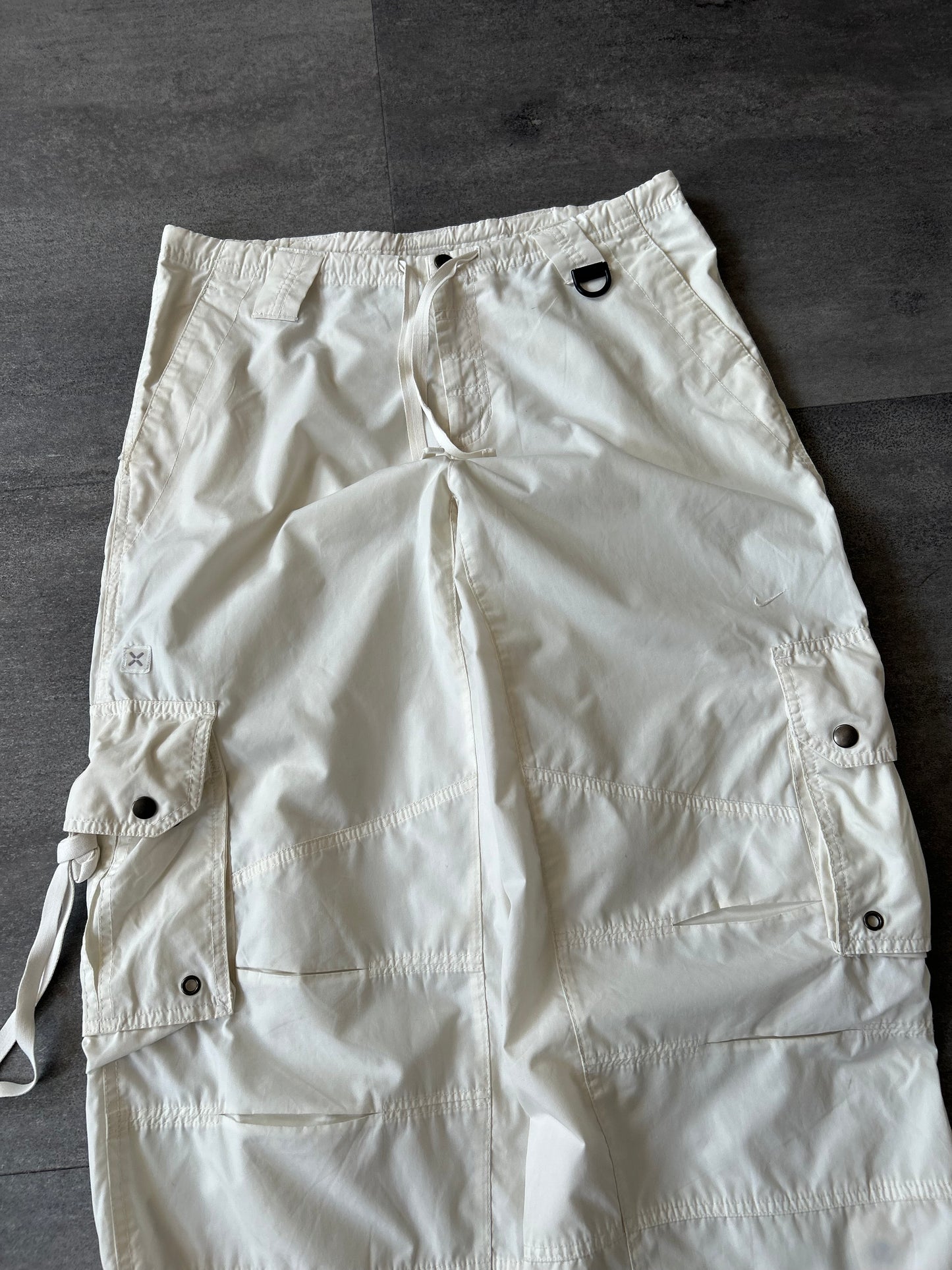 Y2K Nike Cargos