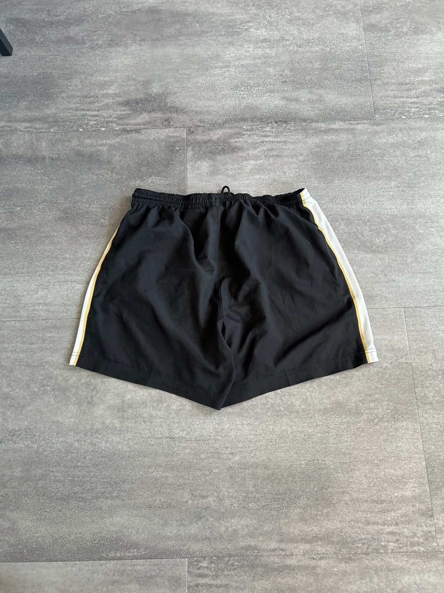 2000s Nike Total 90 shorts
